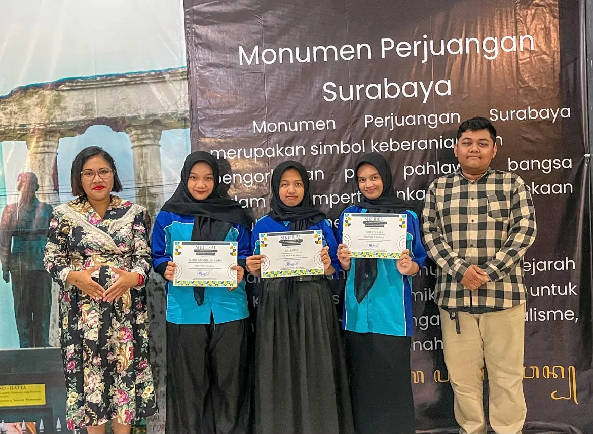 Tiga Siswa SMK PGRI 6 Surabaya Tuntaskan Magang Empat Bulan di Politeknik NSC Surabaya