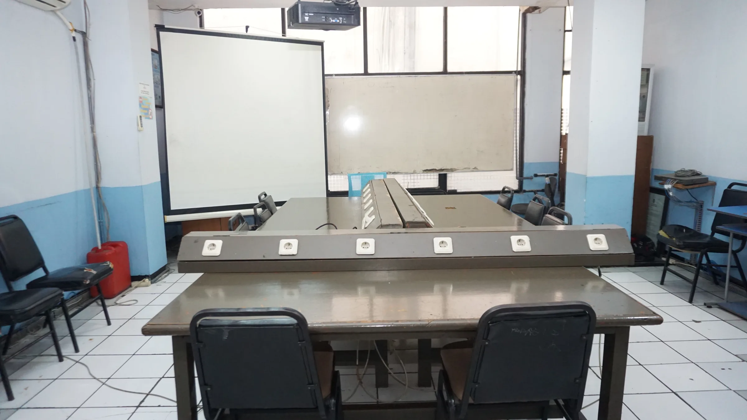 Laboratorium Komputer 2